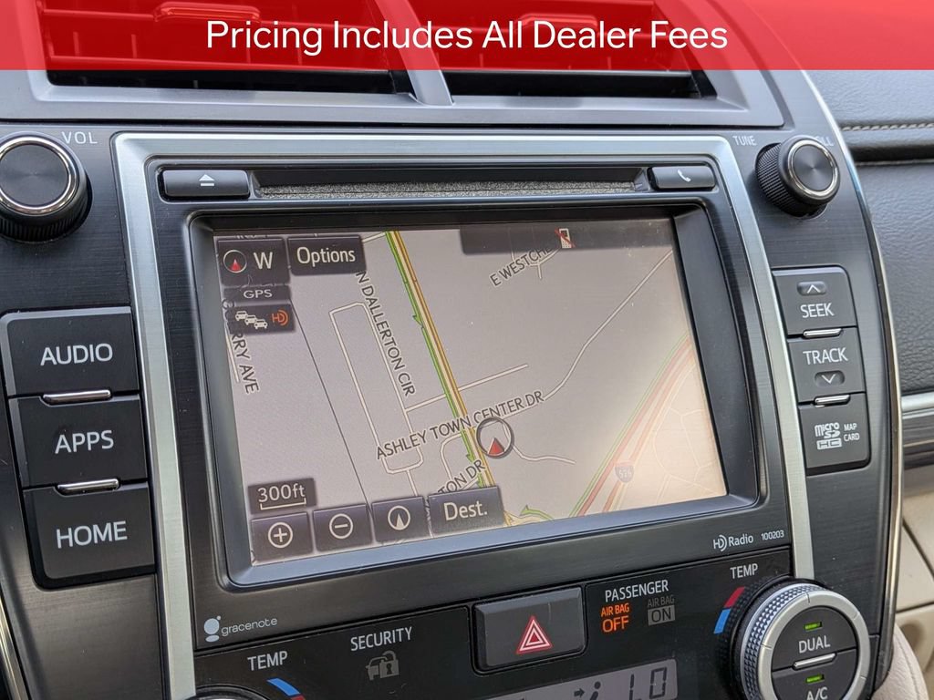 Used 2014 Toyota Camry XLE w/ Moonroof Package FWD image 23