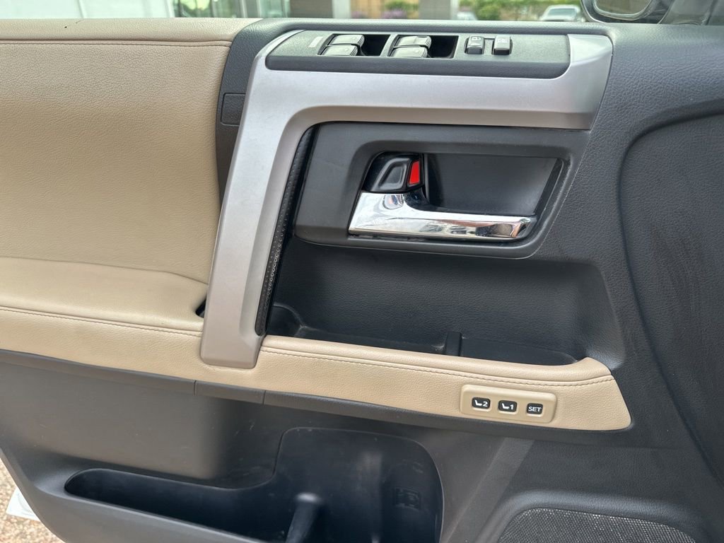 Used 2017 Toyota 4Runner Limited image 13