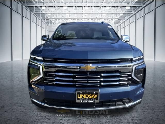 New 2026 Chevrolet Suburban Premier AWD/4WD image 2