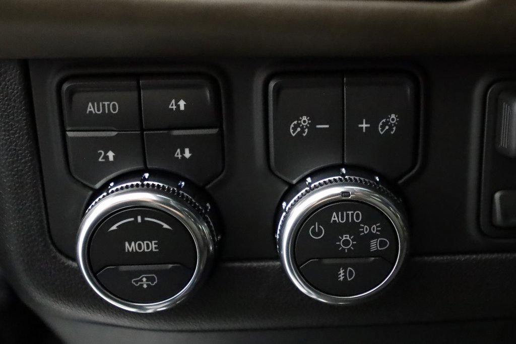Used 2025 GMC Yukon Denali Ultimate image 24