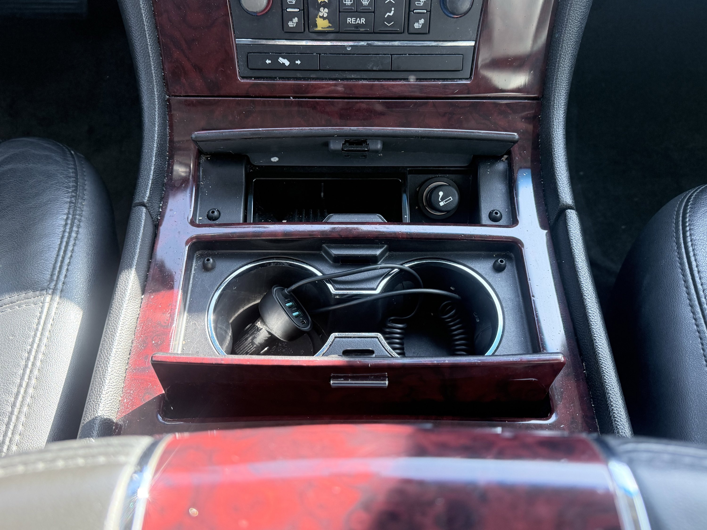 Used 2012 Cadillac Escalade Luxury RWD image 57