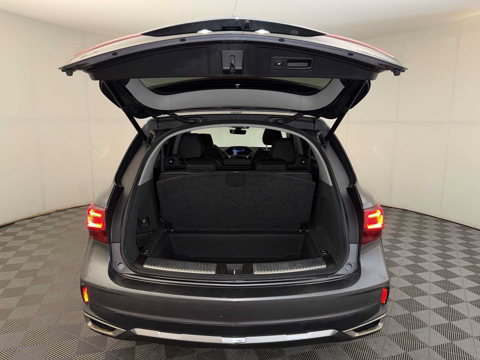 Used 2018 Acura MDX SH-AWD image 22