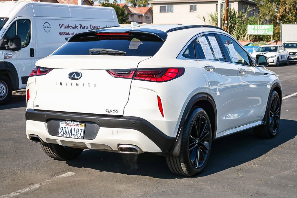 Used 2023 INFINITI QX55 Essential image 7