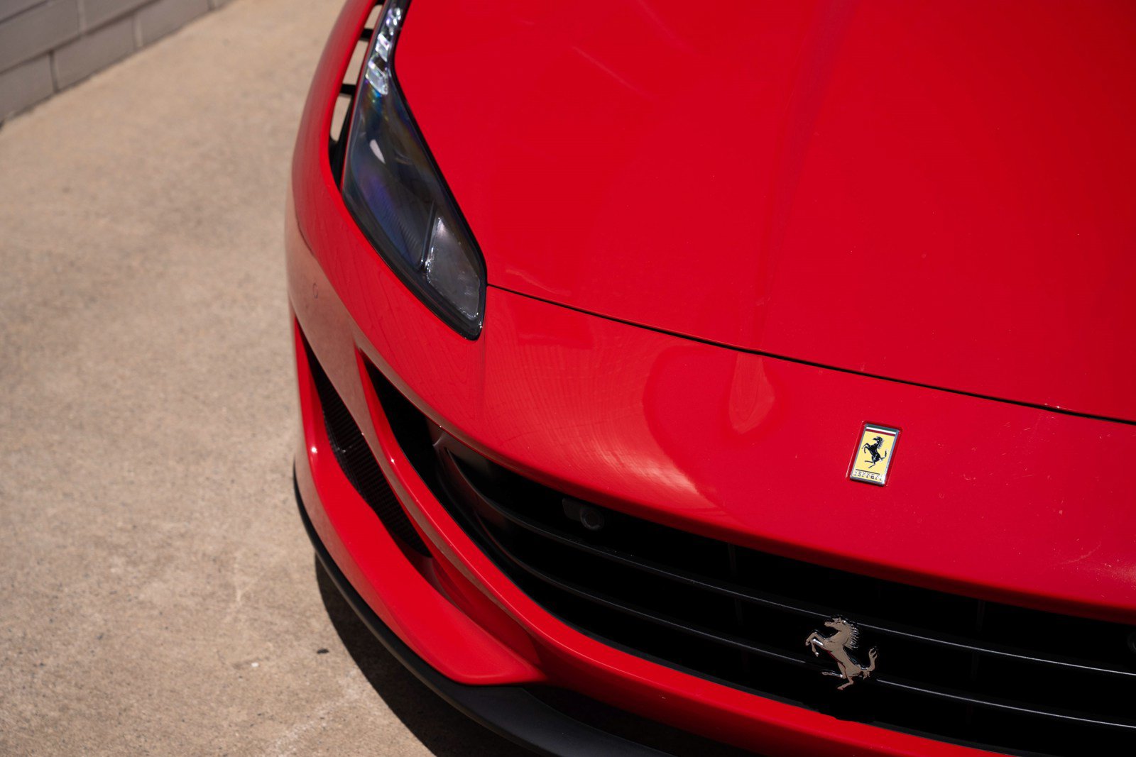 Used 2019 Ferrari Portofino RWD image 11