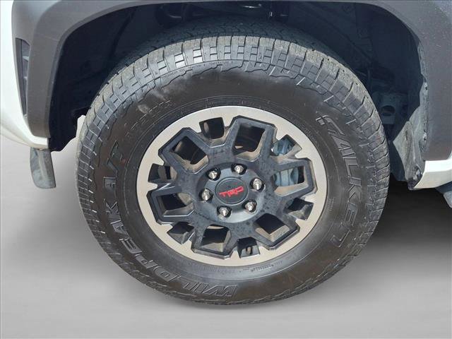 Used 2025 Toyota 4Runner TRD Off-Road Premium w/ Tow Technology Package AWD/4WD image 9