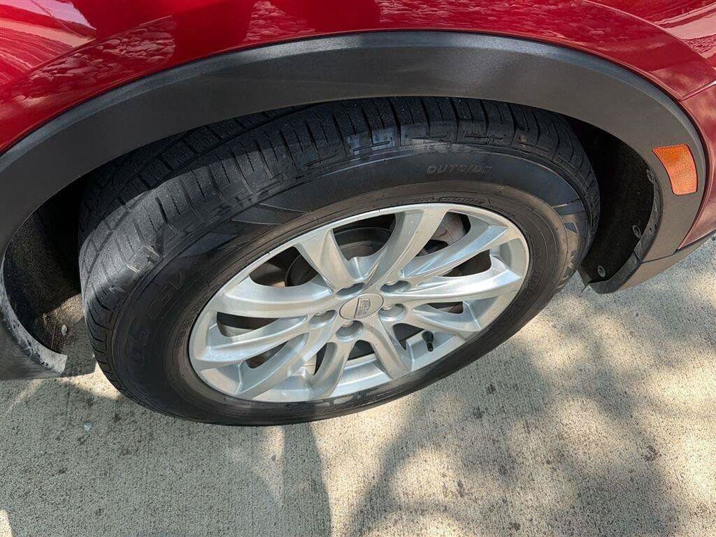 Used 2021 Cadillac XT4 Luxury FWD image 13
