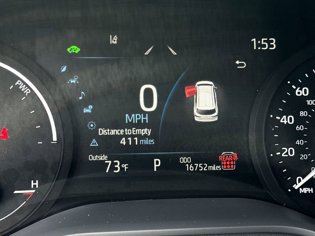 Used 2025 Toyota Sienna XLE image 23