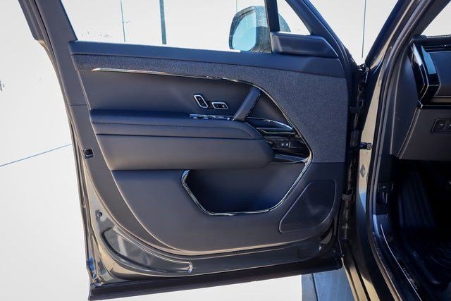 New 2025 Land Rover Range Rover Sport Autobiography image 23