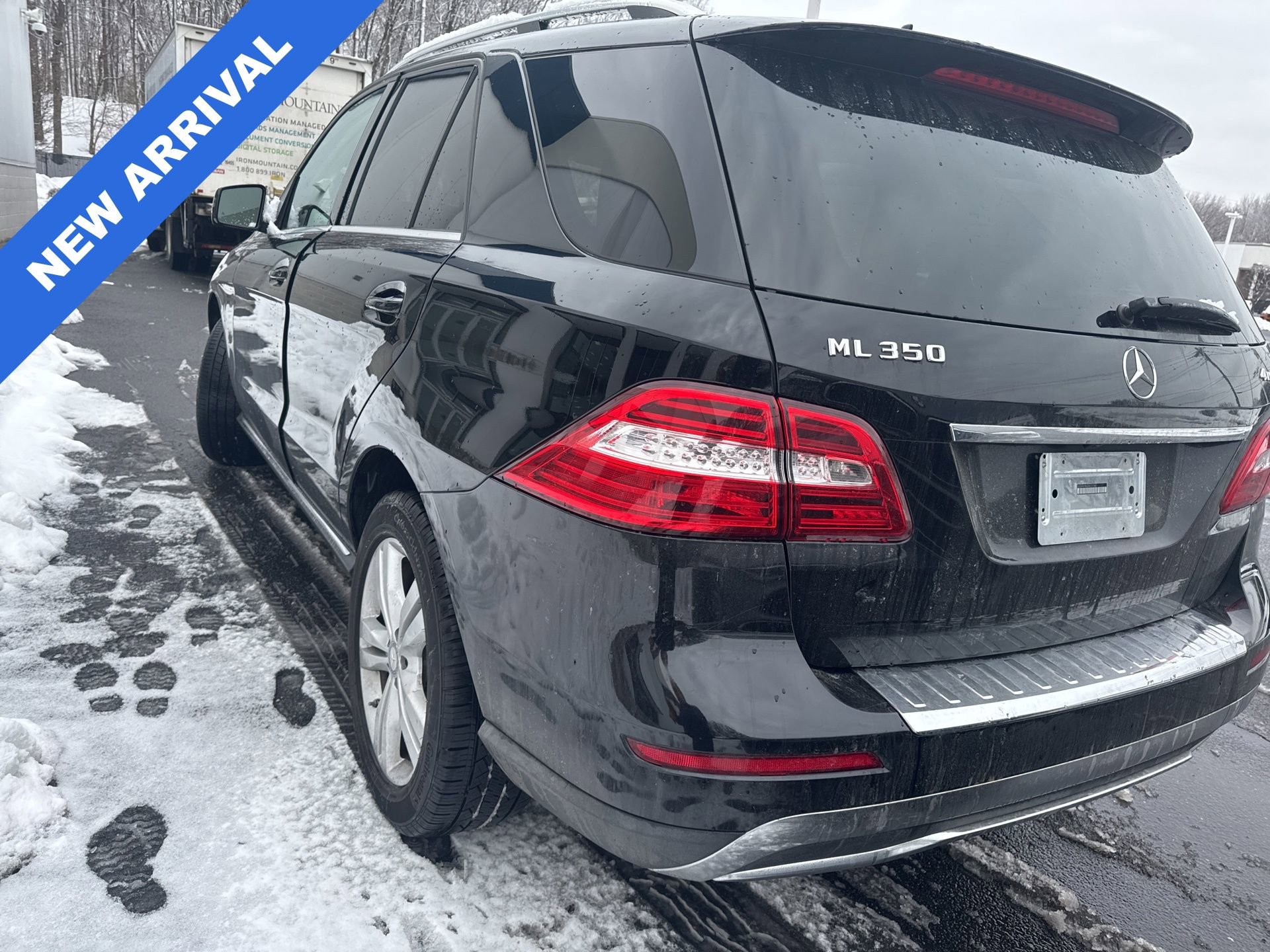 Used 2013 Mercedes-Benz ML 350 4MATIC image 3