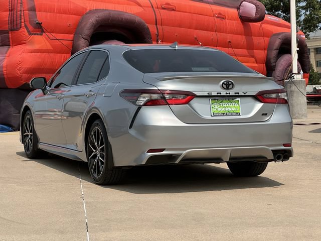 Used 2023 Toyota Camry SE FWD image 4