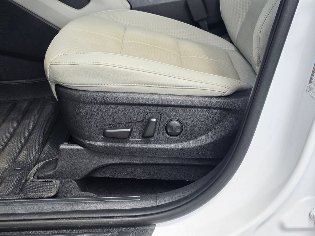 Used 2024 Kia Telluride EX w/ EX Captain's Chair Package FWD image 20