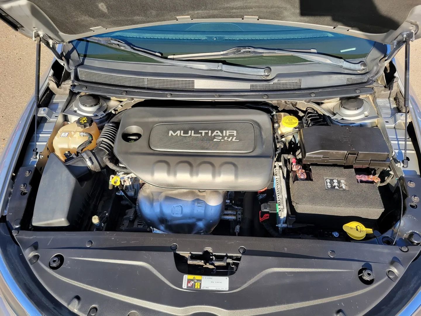 Used 2015 Chrysler 200 Limited w/ Convenience Group image 16