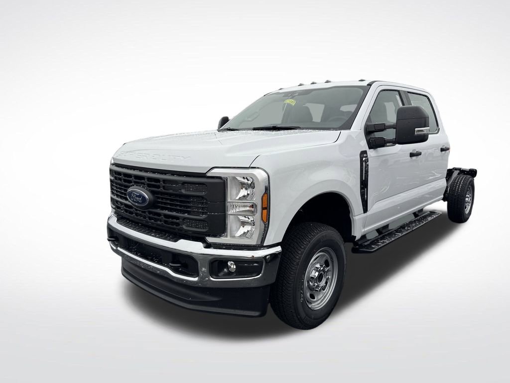 New 2026 Ford F250 XL w/ XL Chrome Package image 7