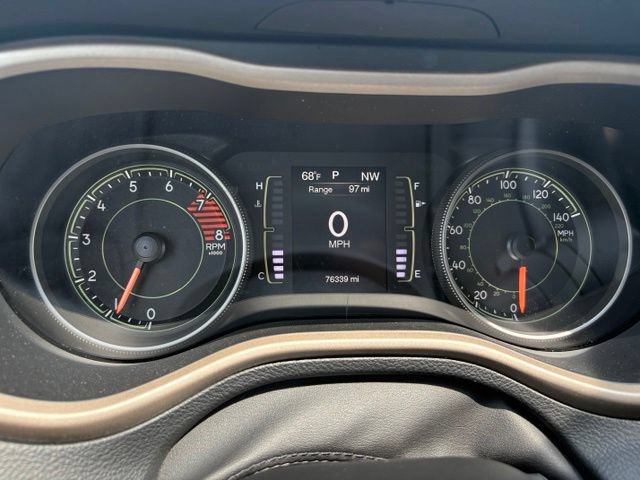 Used 2017 Jeep Cherokee Latitude w/ Cold Weather Group AWD/4WD image 24