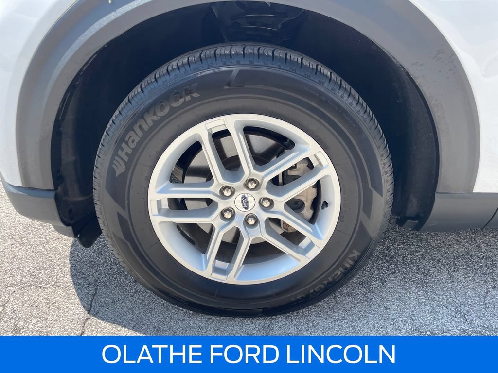 Certified 2025 Ford Explorer Active AWD/4WD image 29
