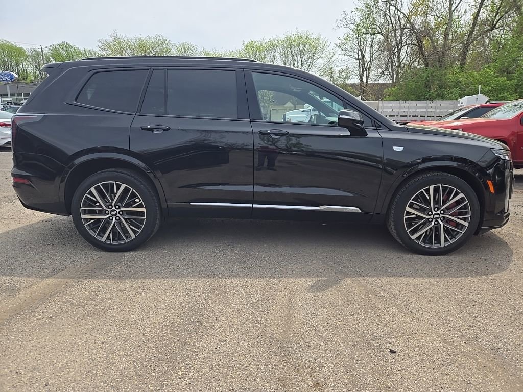 Used 2023 Cadillac XT6 Sport AWD/4WD image 8