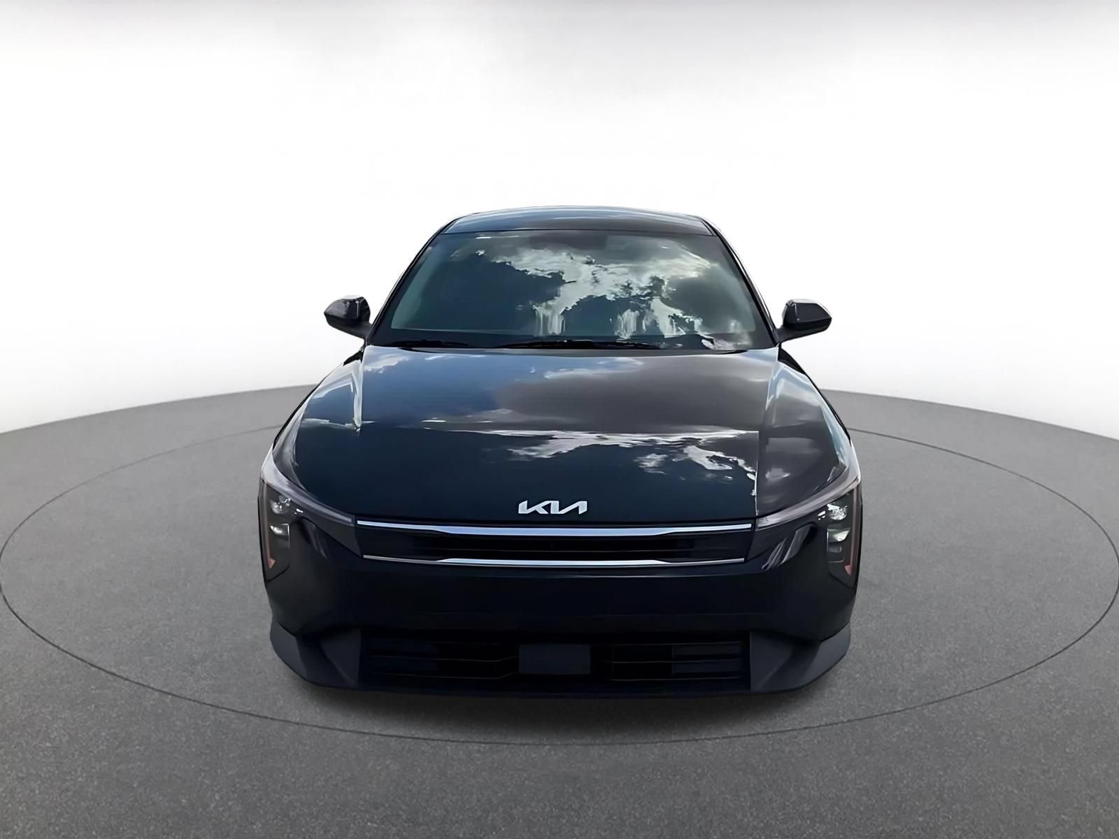 Used 2025 Kia K4 FWD image 4