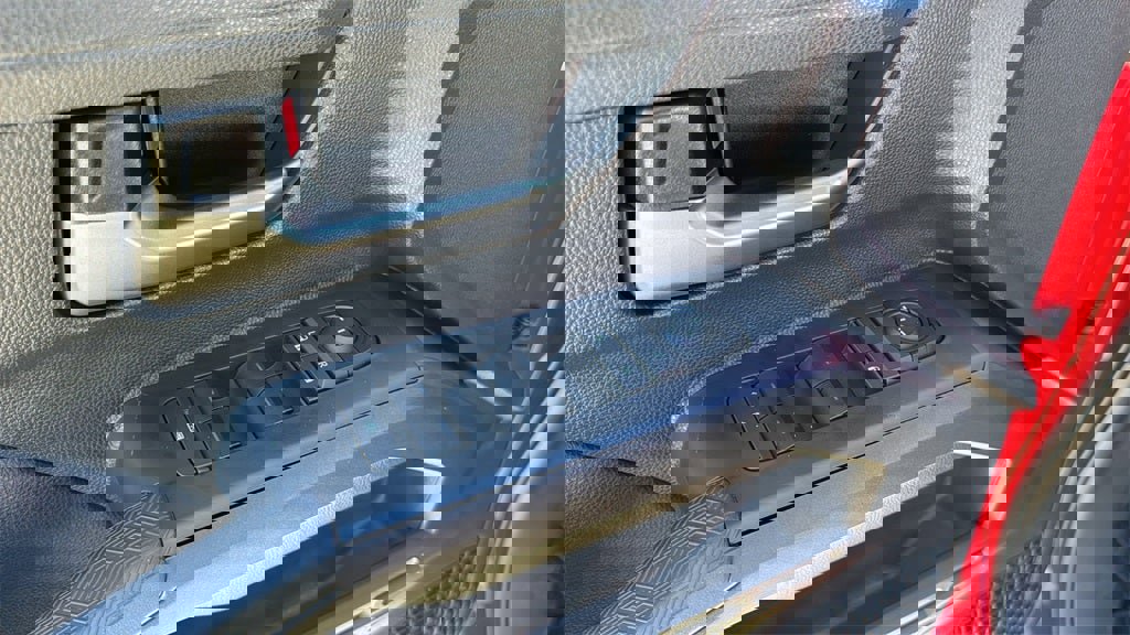 New 2025 Toyota Tacoma TRD Sport image 15