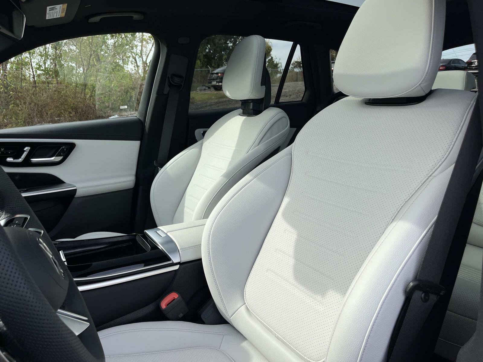 Certified 2026 Mercedes-Benz GLC 300 4MATIC image 26