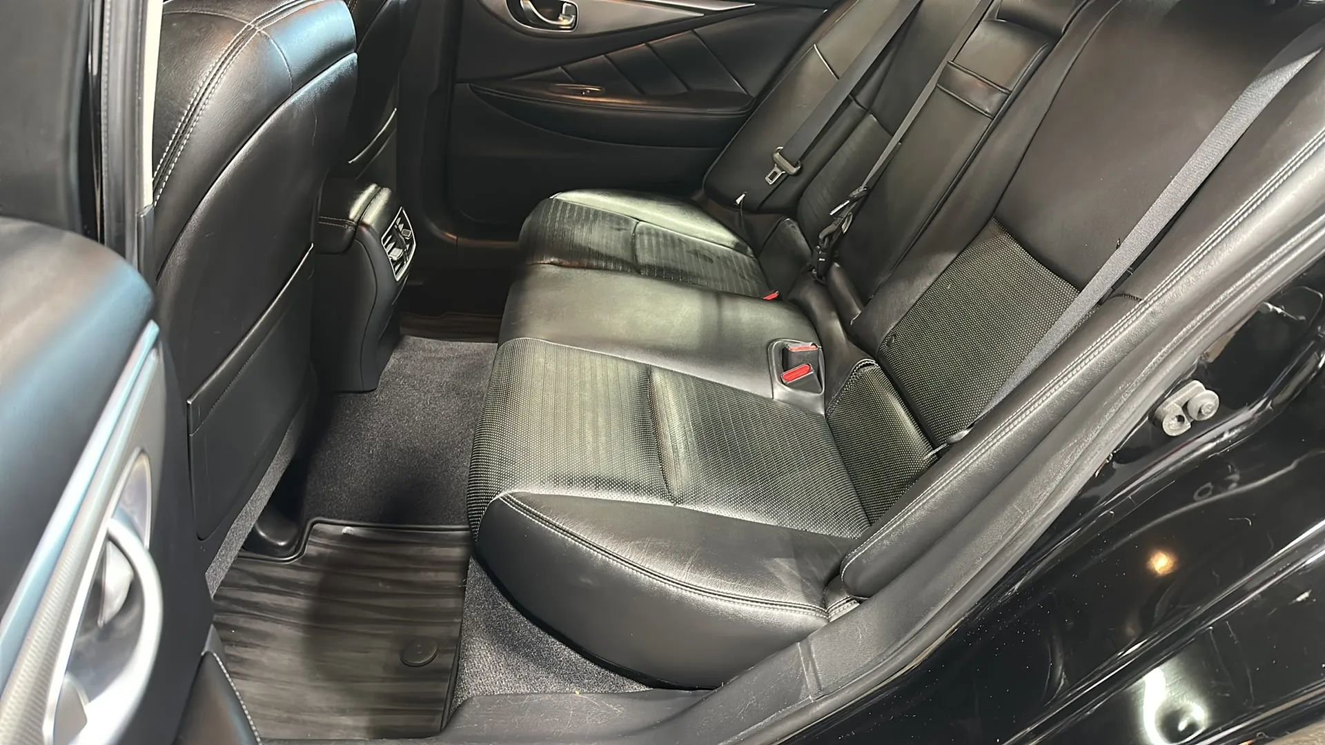 Used 2018 INFINITI Q50 Sport image 11