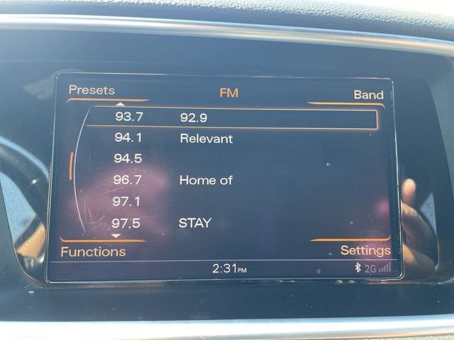 Used 2017 Audi Q5 2.0T Premium Plus w/ Technology Package image 13