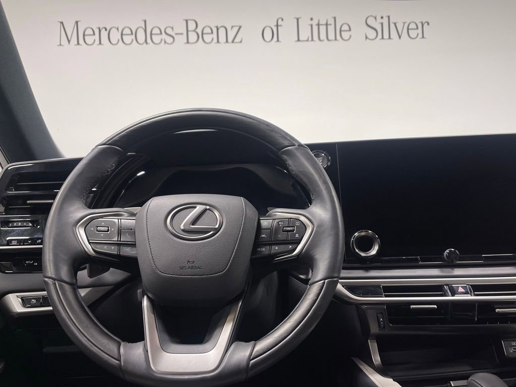 Used 2023 Lexus RX 350 Premium w/ Accessory Package image 31