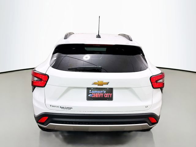 New 2026 Chevrolet Trax LT w/ Driver Confidence Package image 7