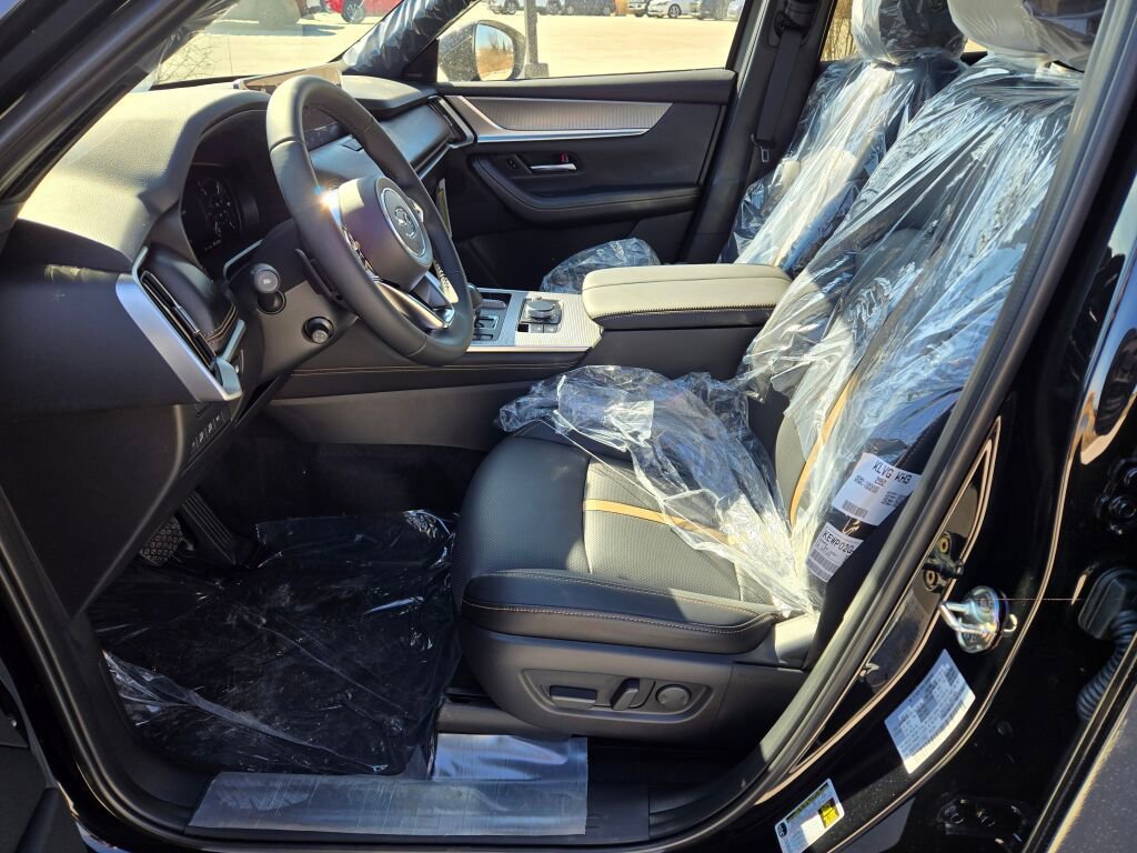 New 2026 MAZDA CX-90 Plug-In Hybrid w/ Premium Plus image 18