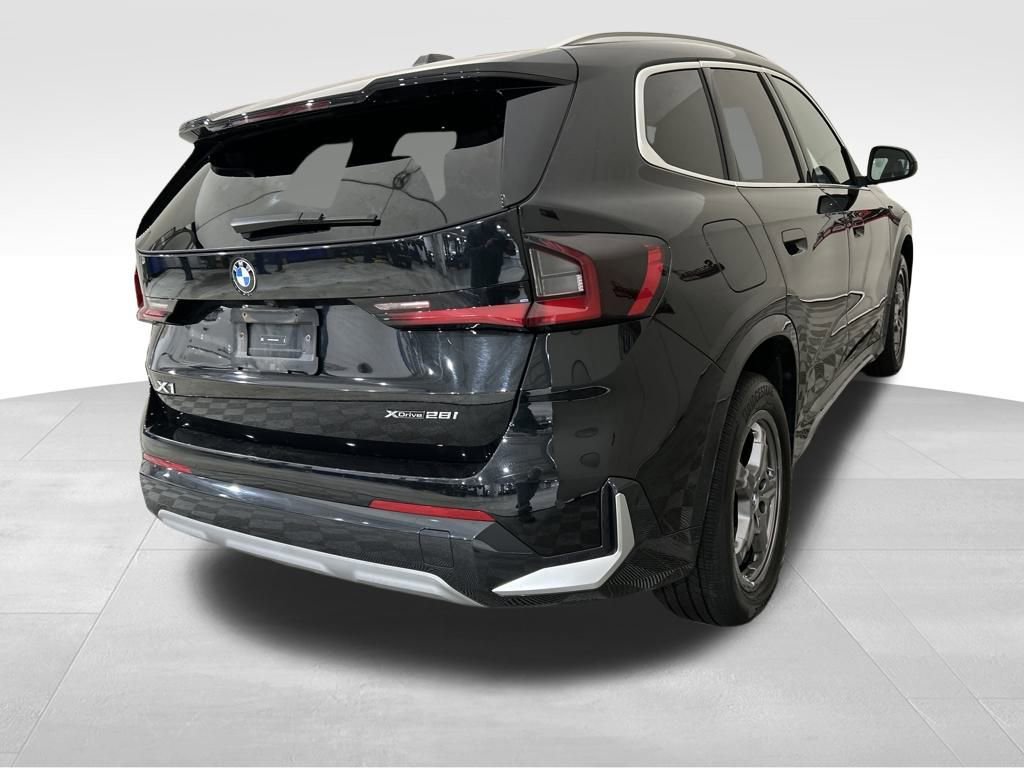 Used 2025 BMW X1 xDrive28i image 5