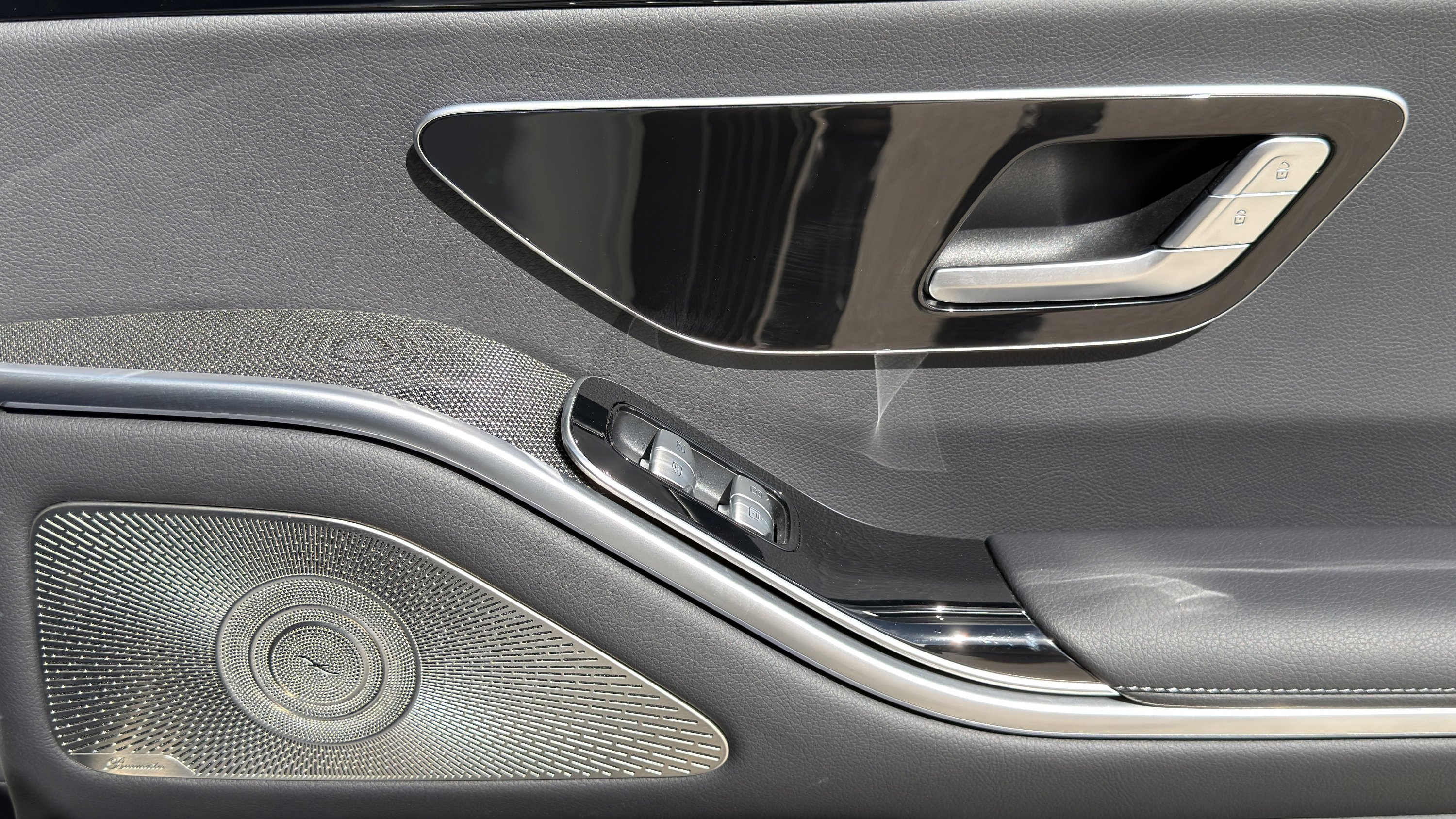 Used 2022 Mercedes-Benz S 500 S 500 w/ AMG Line Package image 54