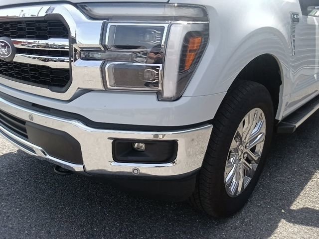 New 2025 Ford F150 Lariat w/ Equipment Group 502A High image 9