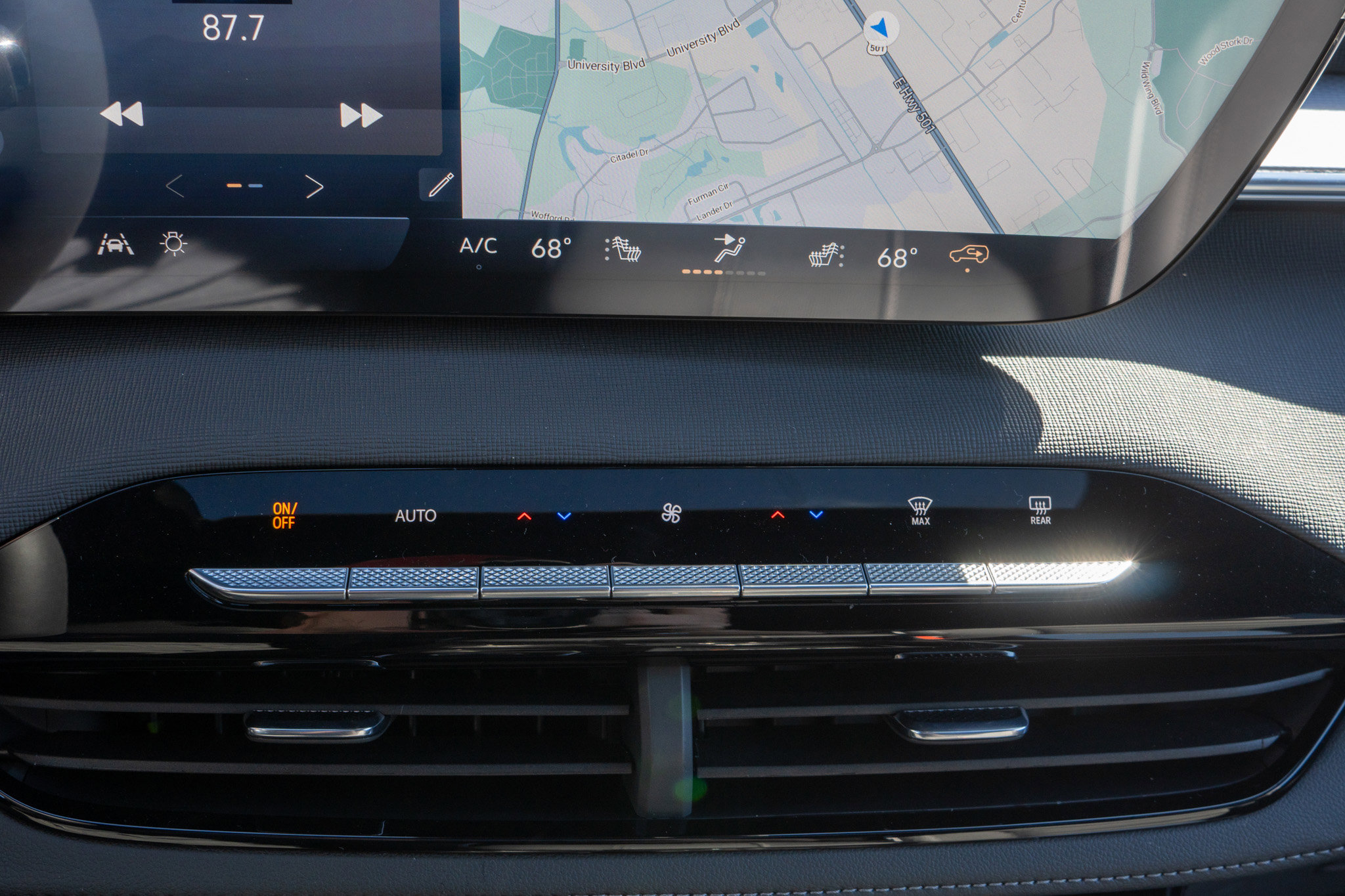 New 2026 Buick Enclave Sport Touring w/ Power Package image 14