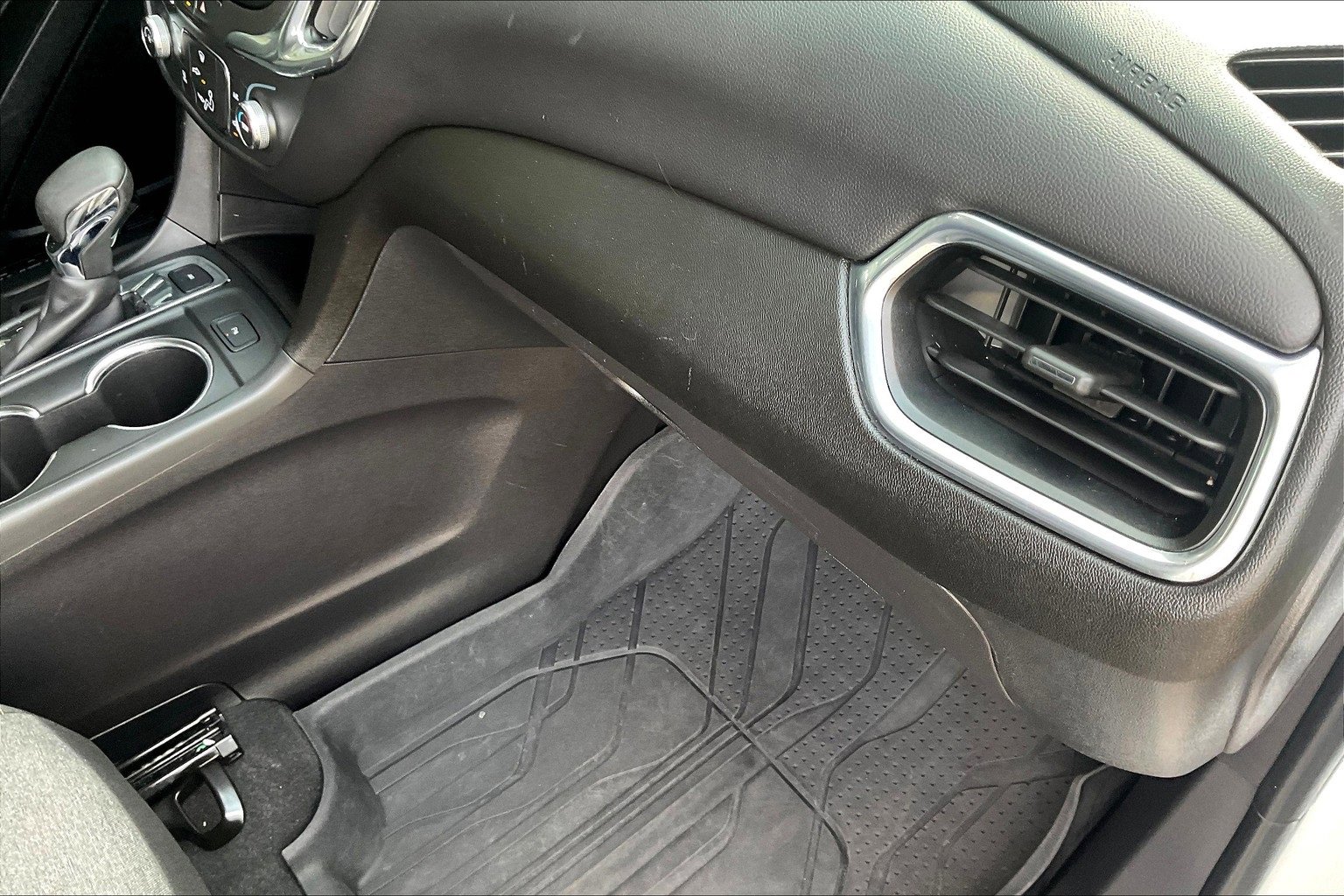 Used 2023 Chevrolet Equinox LT w/ LPO, Floor Liner Package image 19