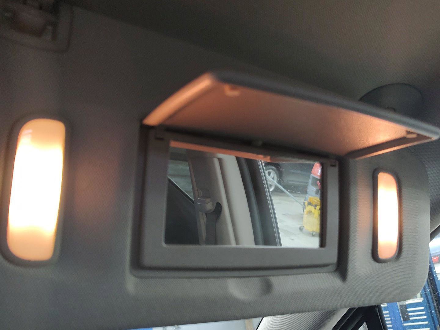 Used 2019 Buick Encore Essence image 8