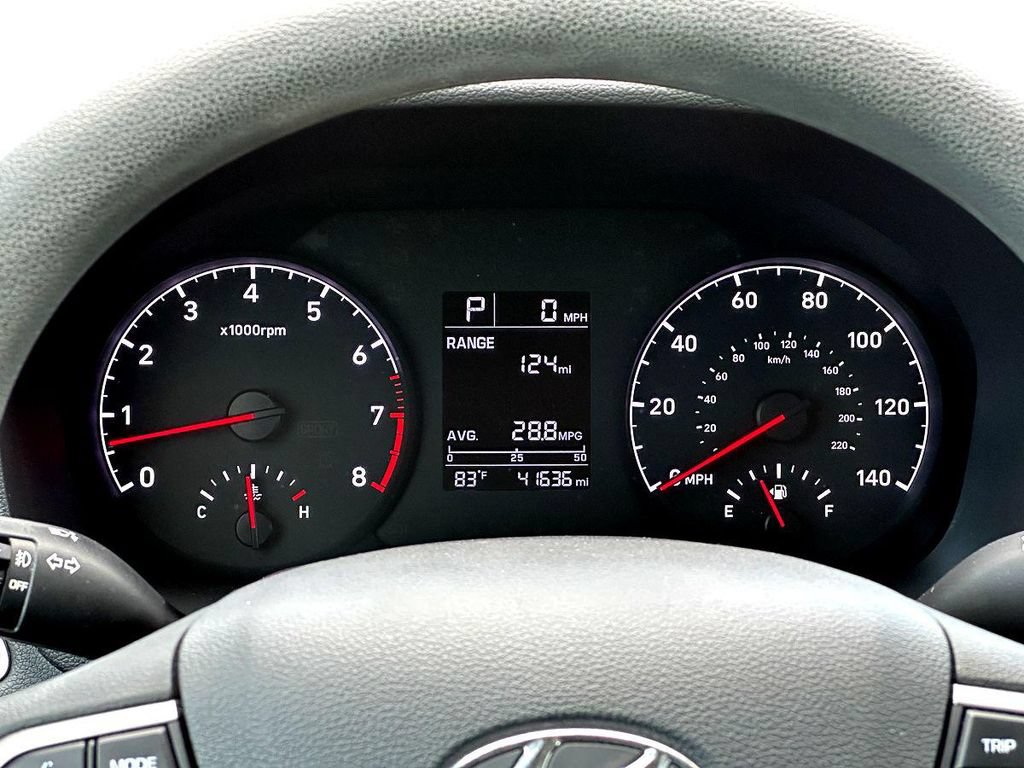 Used 2022 Hyundai Accent SEL w/ Cargo Package FWD image 25