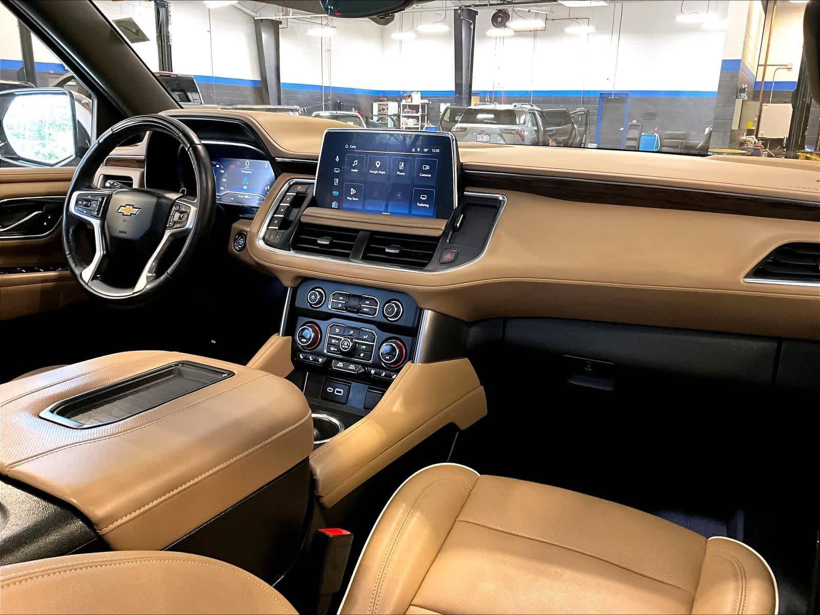 Used 2023 Chevrolet Tahoe Premier w/ Advanced Technology Package AWD/4WD image 14