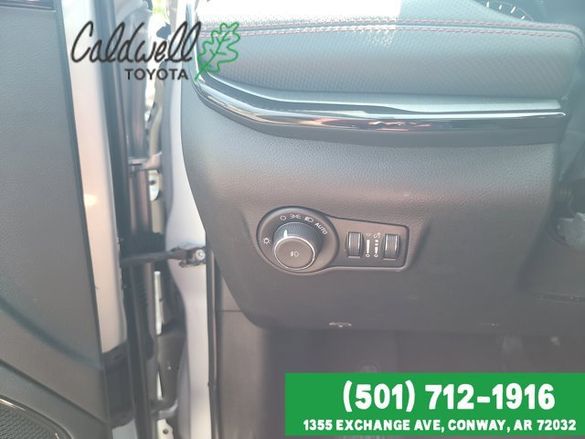 Used 2024 Jeep Compass Trailhawk image 16