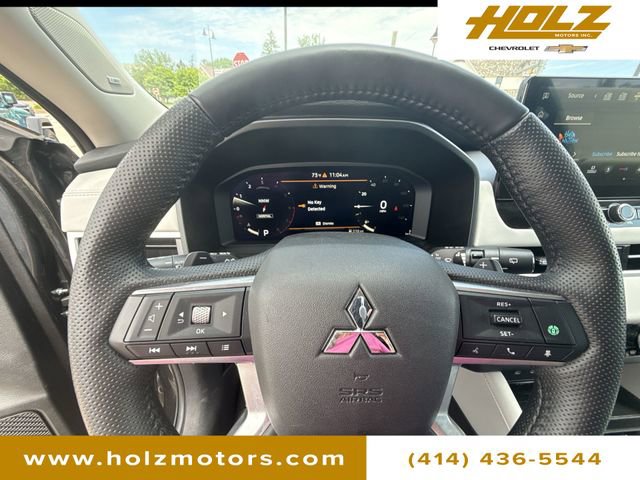 Used 2025 Mitsubishi Outlander SEL AWD/4WD image 11