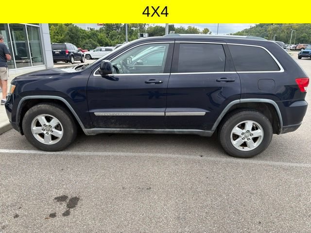 Used 2012 Jeep Grand Cherokee Laredo w/ Laredo E Group AWD/4WD image 4