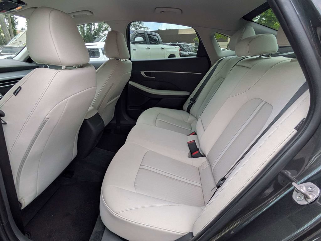 Certified 2024 Hyundai Sonata SEL FWD image 12