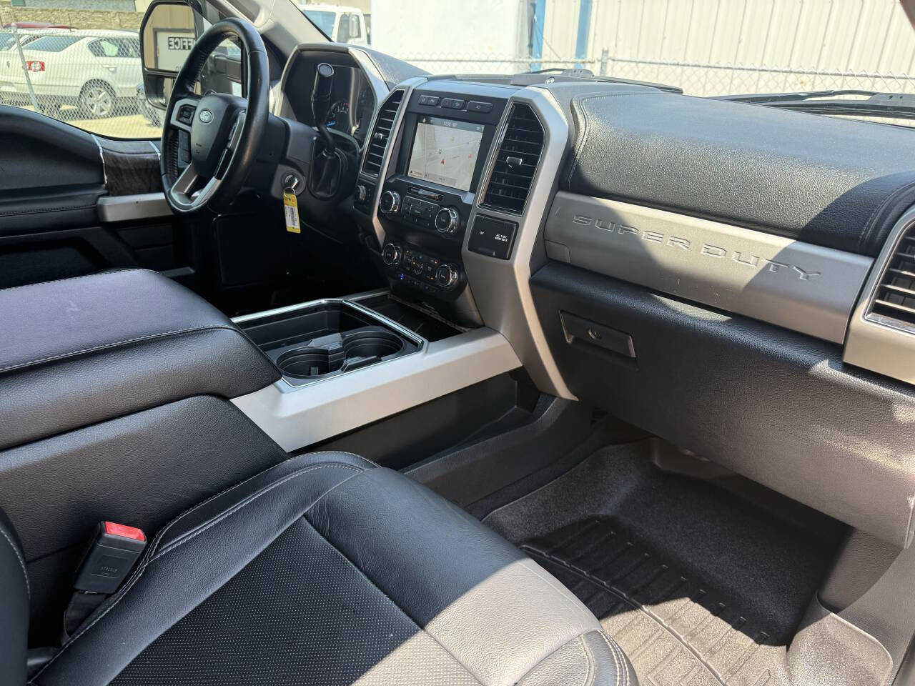 Used 2019 Ford F250 Lariat w/ Lariat Value Package image 31