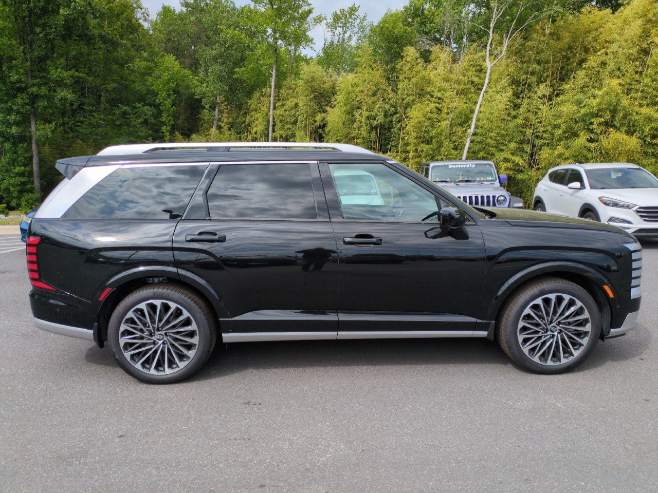 New 2026 Hyundai Palisade Calligraphy FWD image 8