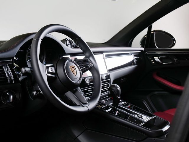 New 2026 Porsche Macan S AWD/4WD image 4