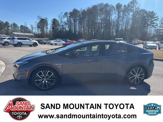 Used 2024 Toyota Prius XLE image 6