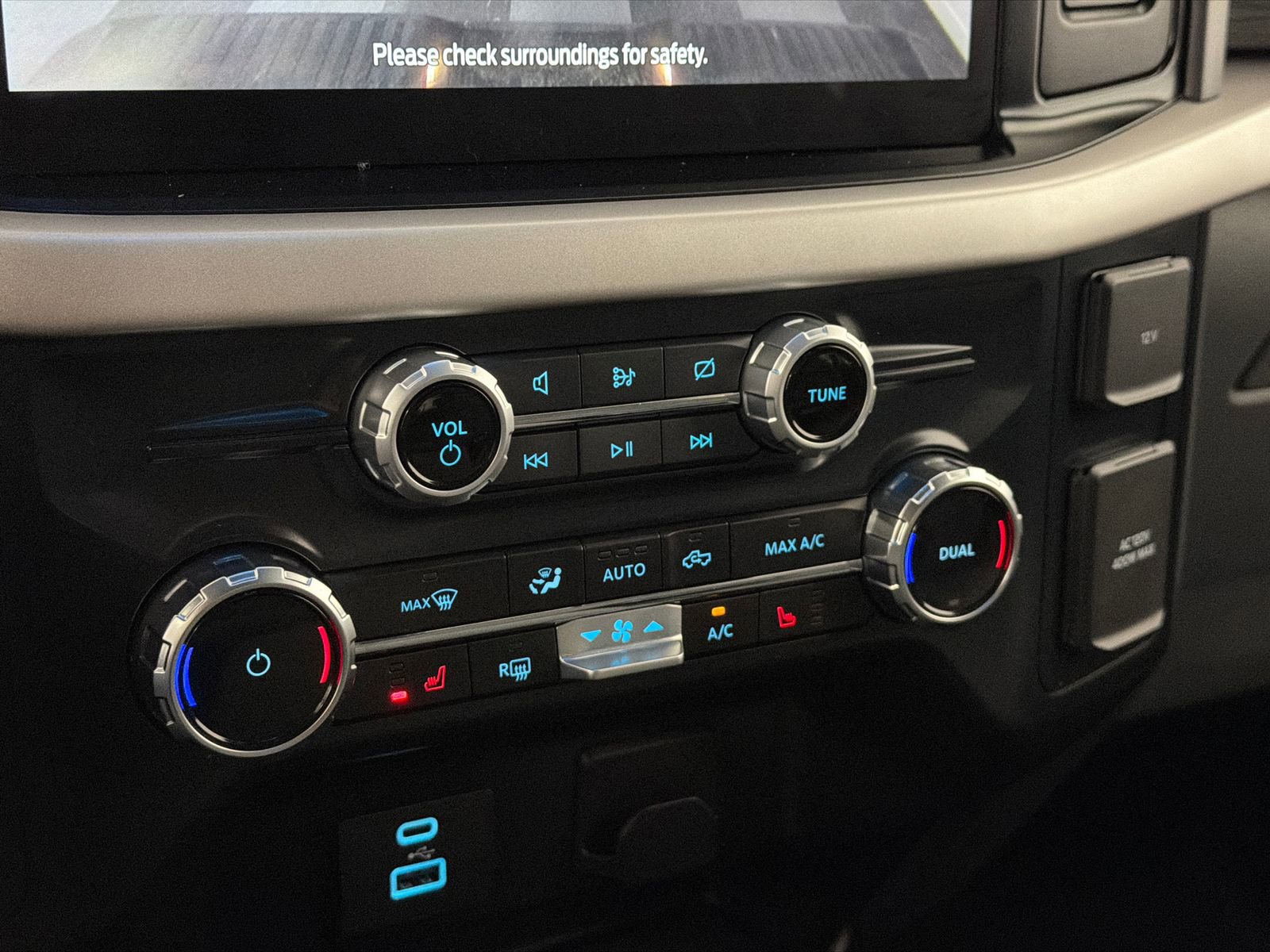 Used 2023 Ford F150 XLT w/ Equipment Group 302A High image 24