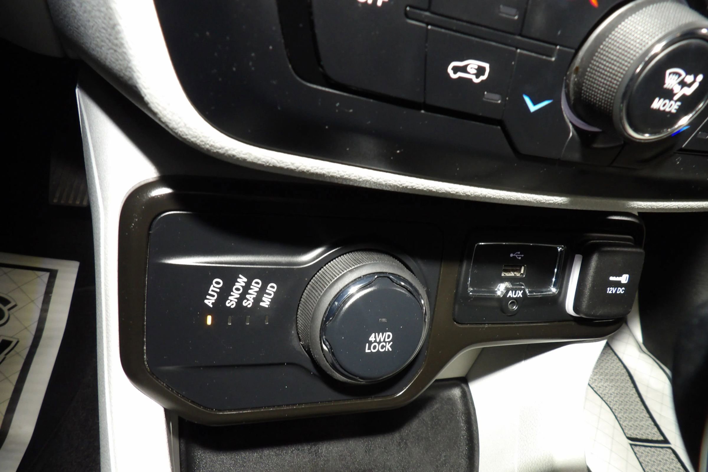 Used 2021 Jeep Renegade Limited w/ Sun & Sound Group AWD/4WD image 22