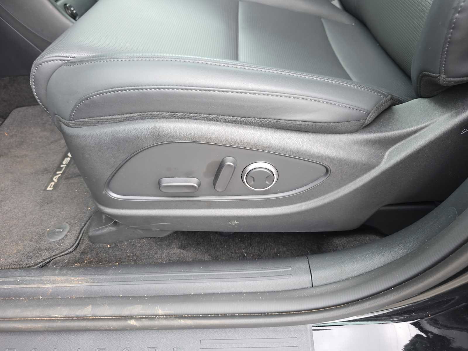 Certified 2026 Hyundai Palisade SEL FWD image 12