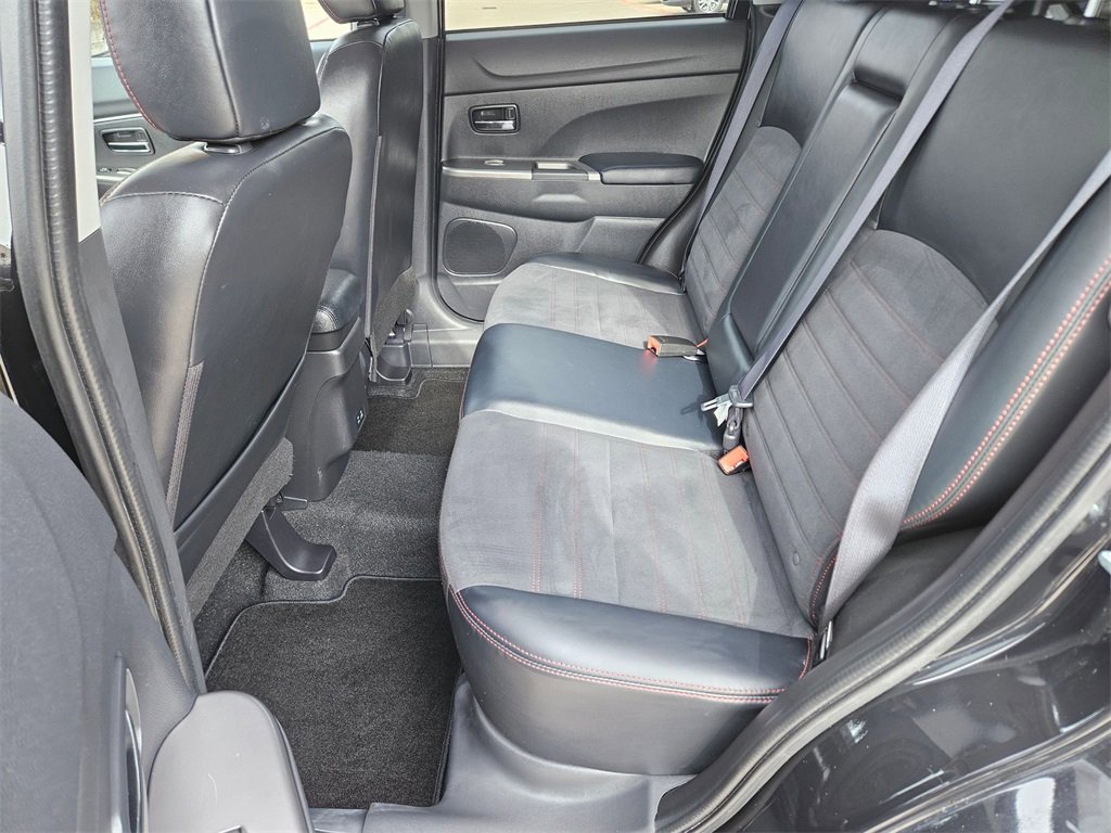 Used 2025 Mitsubishi Outlander Sport SE image 26