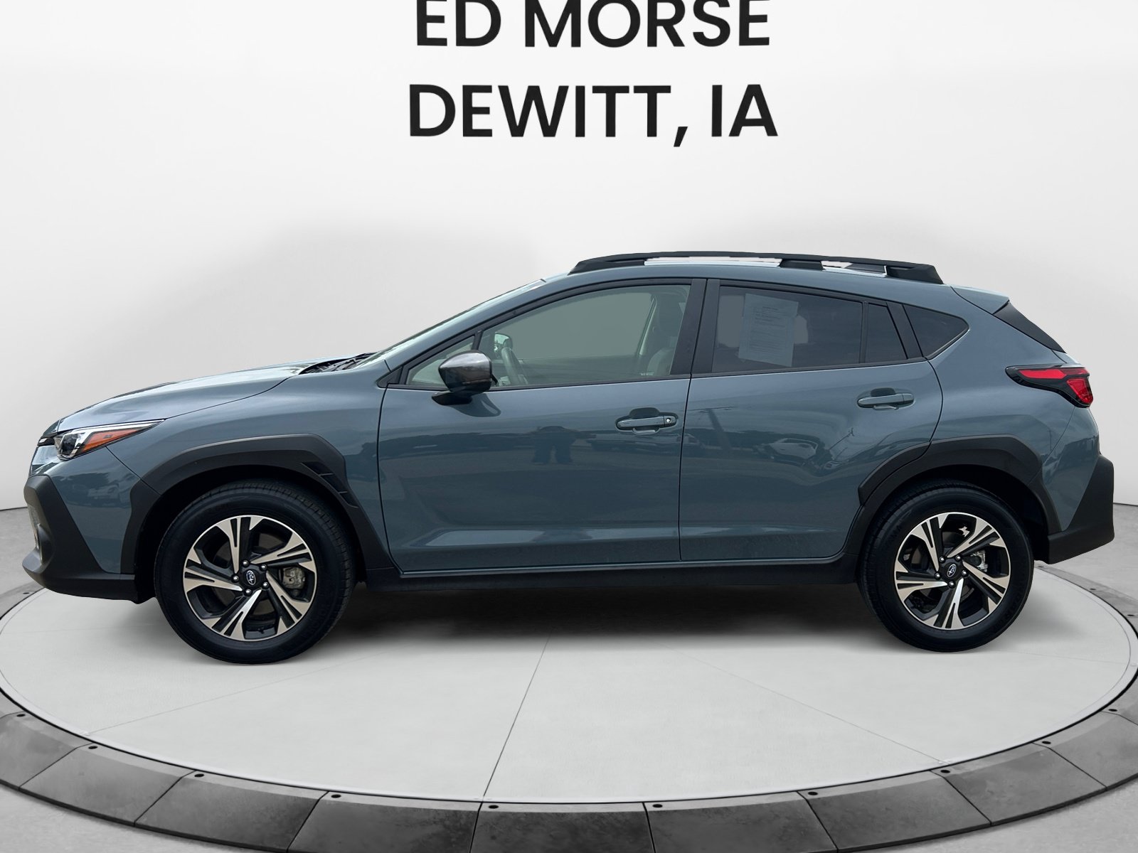 Used 2024 Subaru Crosstrek 2.0i Premium AWD/4WD image 2