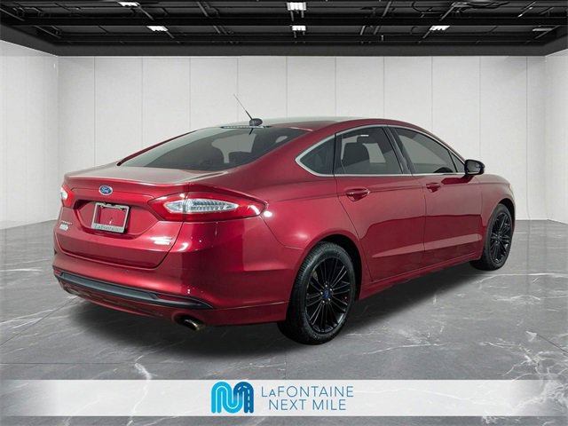 Used 2016 Ford Fusion SE w/ Equipment Group 202A image 5